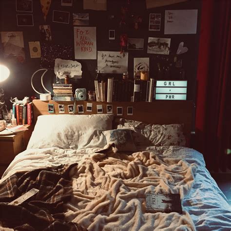 √ Bedroom Aesthetic Tumblr