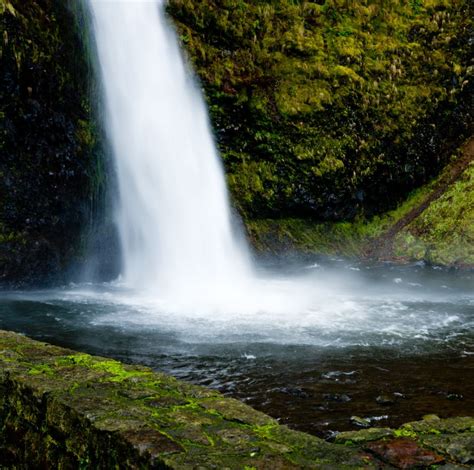 North-Falls-Winter-Falls-and-Twin-Falls-via-Canyon-and-Rim-Trail- Travel Off Path