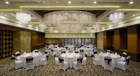 Radisson Blu, Ahmedabad | Hotels in Ahmedabad