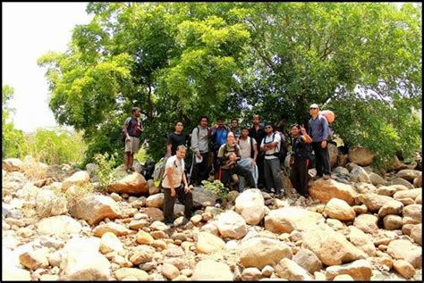 River bed trek to Kollimalai Hills