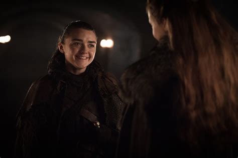 Sansa and Arya Reunite on Game of Thrones - Here's What Happened During Sansa and Arya's Reunion