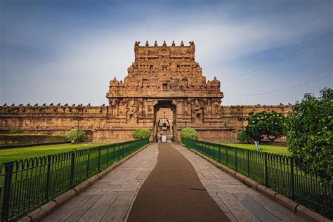 Tanjore Big Temple or Brihadeshwara Temple was built by King Raja Raja ...