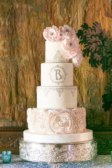 A monogram theme wedding - 15 Ways to Use Monograms