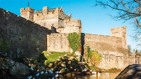 Cahir Castle • Visitor Information 2024 • History & Development