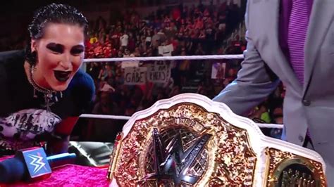 WWE Presents Rhea Ripley With New SmackDown Women’s Title Belt (Video) - PWMania - Wrestling News