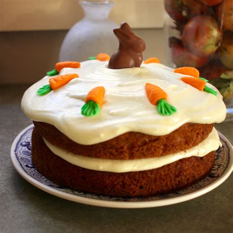 Green Gourmet Giraffe: Carrot cake for 12th blogiversary