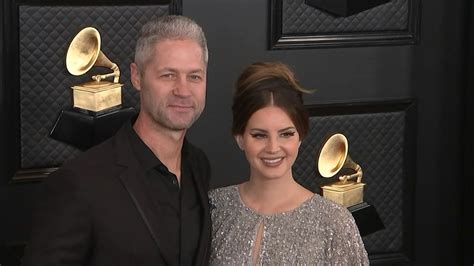 Tulsa police Sgt. 'Sticks' Larkin attends Grammys with girlfriend ...