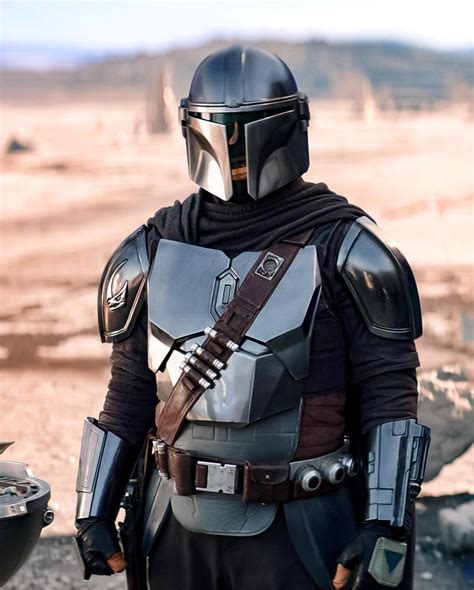 Pedro Pascal Confirms What We All Suspected About His Mandalorian Limited Role