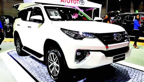 New Toyota Fortuner dazzles with electric sunroof, power seat - Ameh News