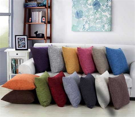 10 Inspirasi Motif Bantal Sofa yang Keren - Dunia Sipil