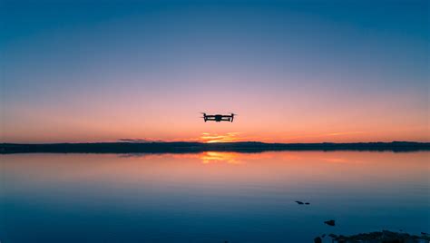 Wallpaper : drone, propeller, water, sunset, horizon, clouds, Willian ...