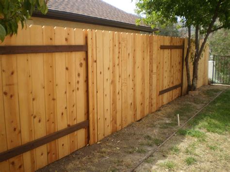 Backyard wood fence - large and beautiful photos. Photo to select Backyard wood fence | Design ...