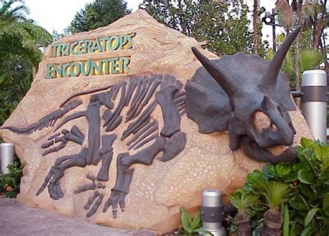 Triceratops Encounter | Jurassic Park wiki | FANDOM powered by Wikia