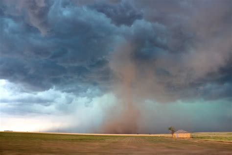 Day 13: Gustnado outside Hays, KS