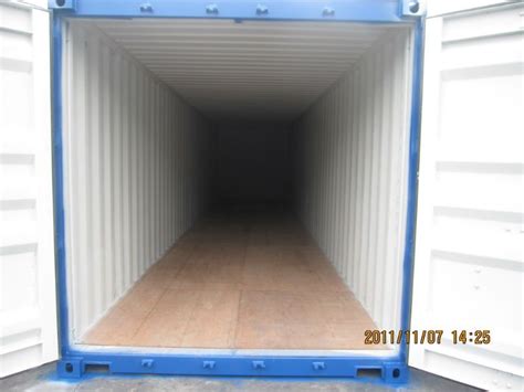 Tainer: This 30 foot shipping container weight