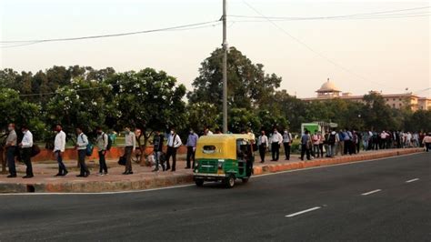 Delhi Metro struggles with social distancing during peak hours | Delhi ...