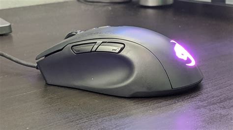 Roccat Kone Pure Ultra Gaming Mouse Review | TechNuovo