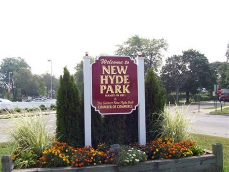 New Hyde Park: A Commuter’s Paradise