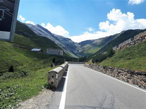 Stelvio Pass - Touge Tour - Best Mountain Passes and Driving Roads