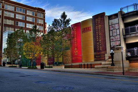 The Kansas City Public Library | Glenn Preisler | Flickr