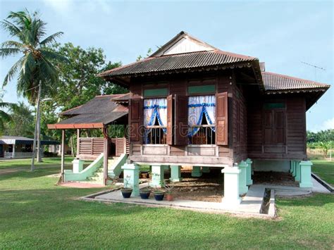 Kampung house stock photo. Image of construction, kampung - 2224138