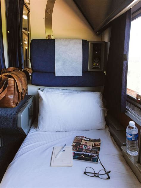 What's the difference between an Amtrak roomette and bedroom? Find out ...