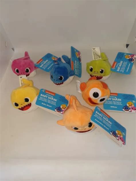 PINKFONG BABY SHARK Mini Plush Grandpa, Grandma, Daddy, Mammy, Baby, William New £25.99 ...