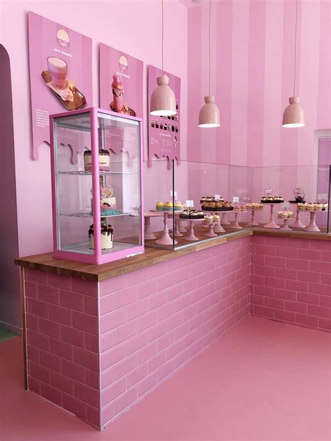 7x leuke hotspots in Breda waar jij heen wilt! | Marloes Daily Cake Shop Interior, Bakery ...