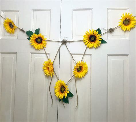 Sunflower Garland. Garland in Sunflowers to Decorate Events. - Etsy