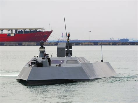 DEFENSE STUDIES: Singapore Navy Showcases Operational Variant of its ...