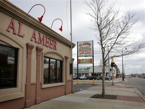 Dearborn's Al Ameer restaurant serves community with a side of hummus