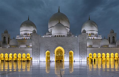 Abu Dhabi Grand Mosque : evilbuildings