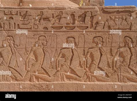 Shackled defeated Hittites, Battle of Kadesh, Rock Temple Abu Simbel, Egypt Stock Photo - Alamy