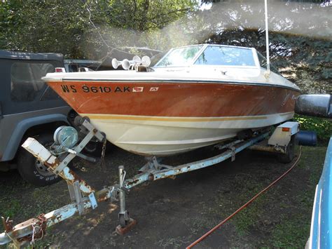 Crestliner boat for sale from USA