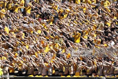 11,725 Faurot Field Columbia Stock Photos, High-Res Pictures, and ...