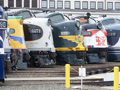 Streamliners at the North Carolina Transportation Museum in Spencer NC | Treno