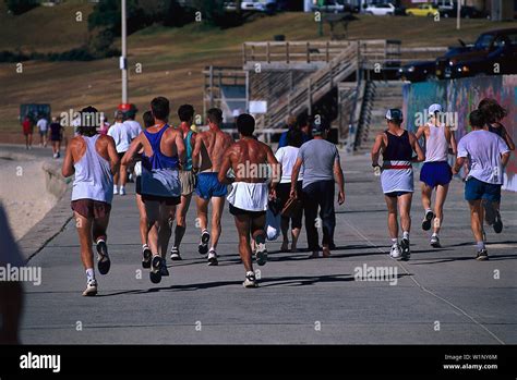 Bondi Beach, Jogging, Sydney, NSW Australia Stock Photo - Alamy