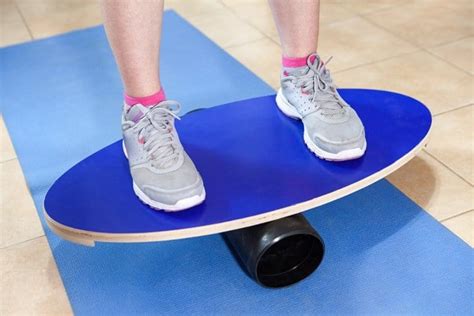 12 Balance Board Exercises For Runners - The Wired Runner