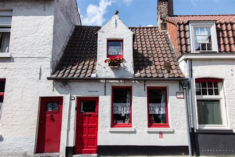 Is Bruges Really Worth Visiting? | TravelGeekery