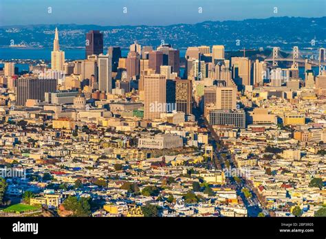 San Francisco skyline at sunset, San Francisco, California Stock Photo ...