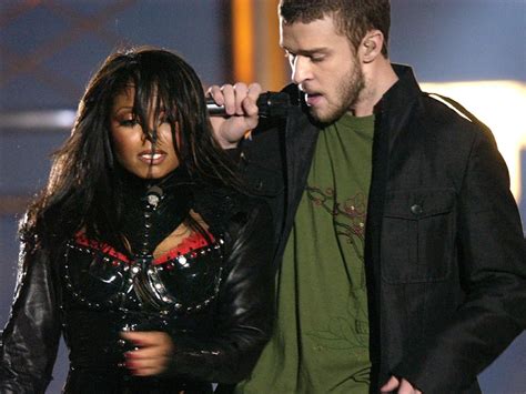 Tom Brady says Janet Jackson's wardrobe malfunction at the 2004 Super Bowl halftime show was 'a ...