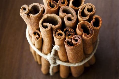 The Benefits of Cinnamon Sticks | Livestrong.com