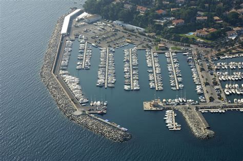 Cavalaire Sur Mer Marina in Cavalaire Sur Mer, France - Marina Reviews - Phone Number - Marinas.com