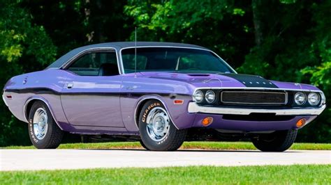 Plum Crazy 1970 Dodge Challenger R/T Goes To Auction - SlashGear