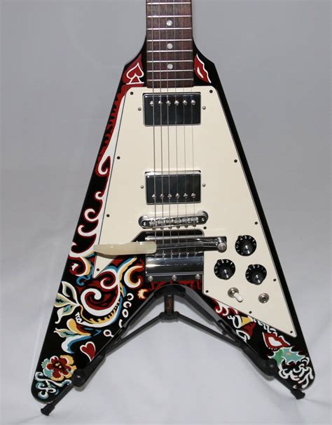 2006 Jimi Hendrix Gibson Custom Shop Hand Painted Flying V guitar - Invaluable Things