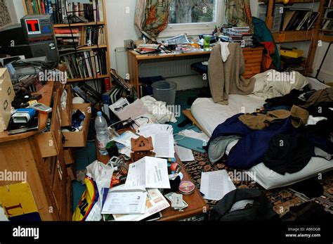 Extremely messy room of a teenage Stock Photo - Alamy