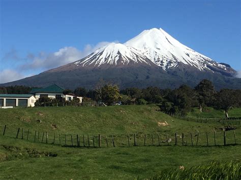 Visit Taranaki: Best of Taranaki Tourism | Expedia Travel Guide