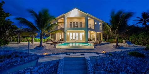 Christmas Palms | Grand Cayman Villa | Beachfront Villa