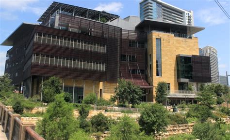 Austin Public Library to begin resuming in-person services May 10 | Community Impact