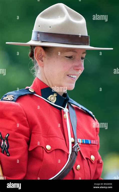 Rcmp Uniform Chart